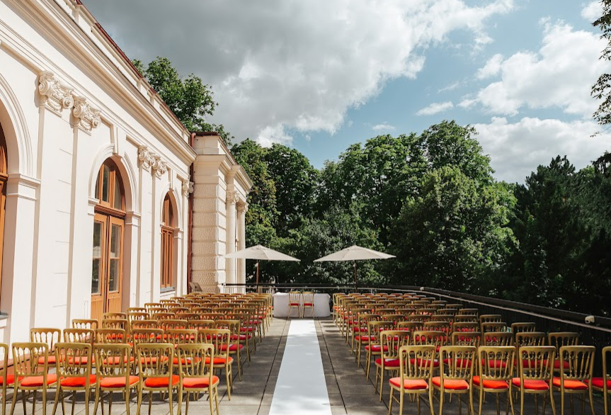 Feie Trauung - Terasse, Hochzeitslocation Casino Baumgarten, Manuela Iliev Hochzeitsplanerin
